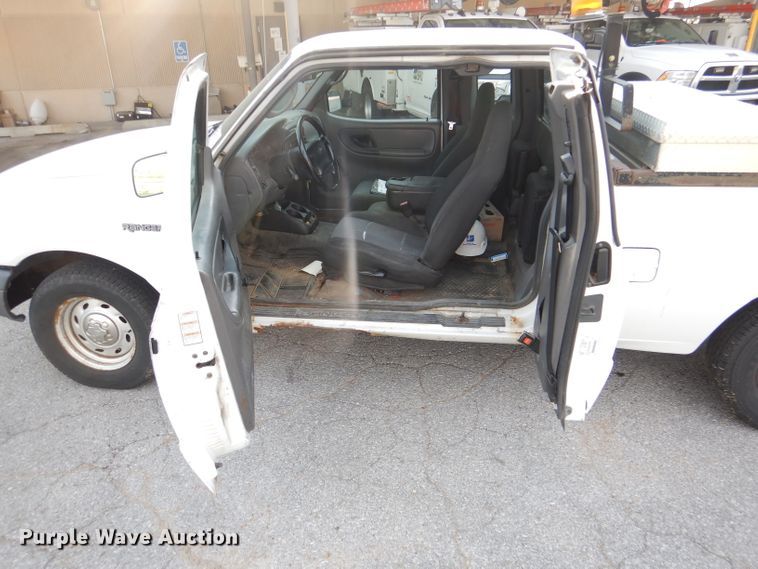 image for item DL3085 2003 Ford Ranger  SuperCab pickup truck
