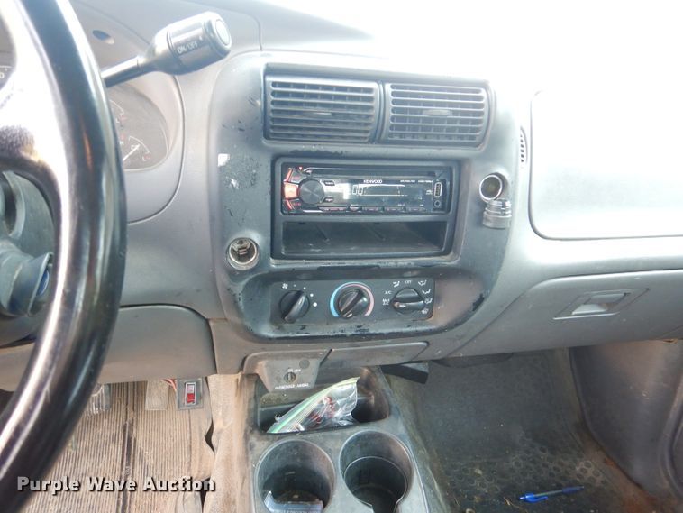 image for item DL3085 2003 Ford Ranger  SuperCab pickup truck