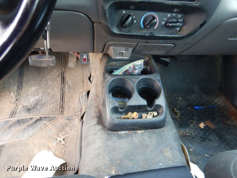 image for item DL3085 2003 Ford Ranger  SuperCab pickup truck