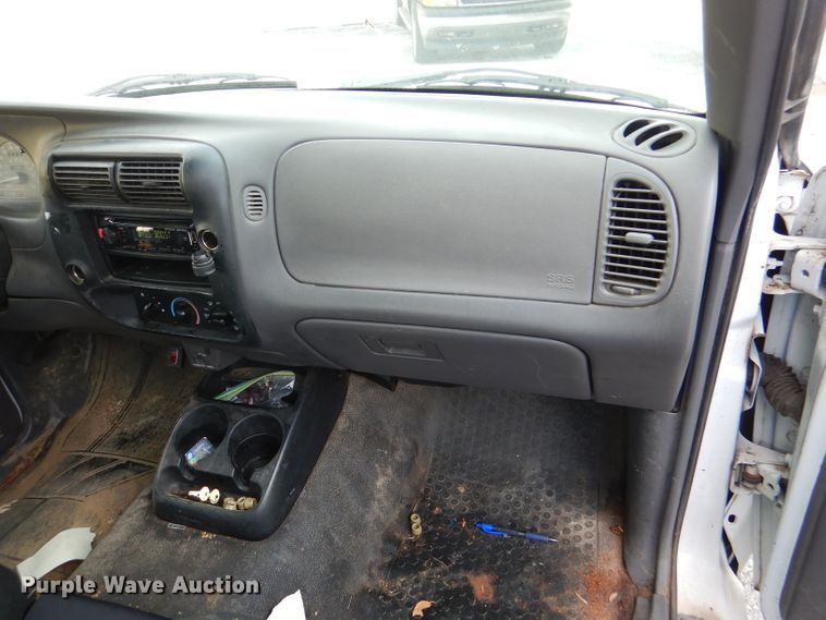 image for item DL3085 2003 Ford Ranger  SuperCab pickup truck