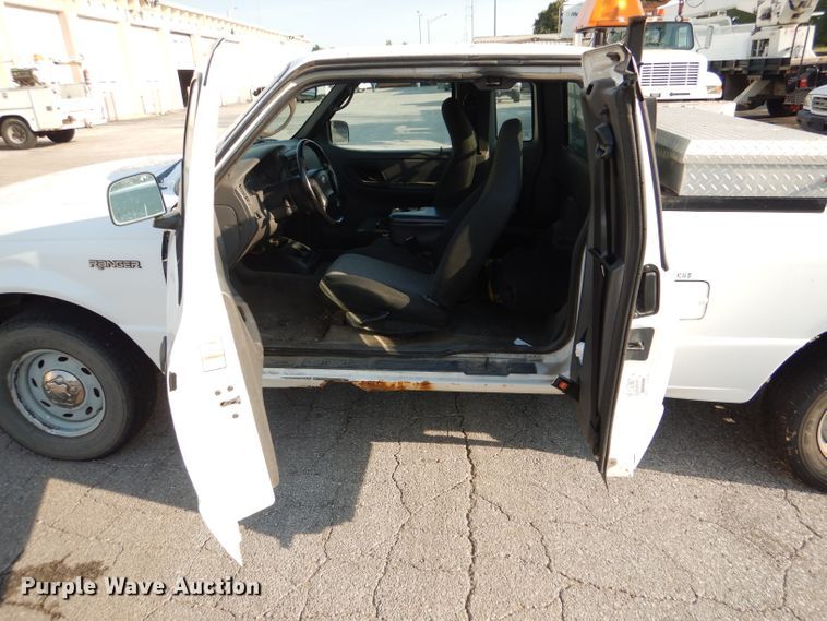 image for item DL3086 2003 Ford Ranger  SuperCab pickup truck