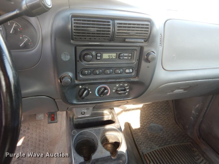 image for item DL3086 2003 Ford Ranger  SuperCab pickup truck