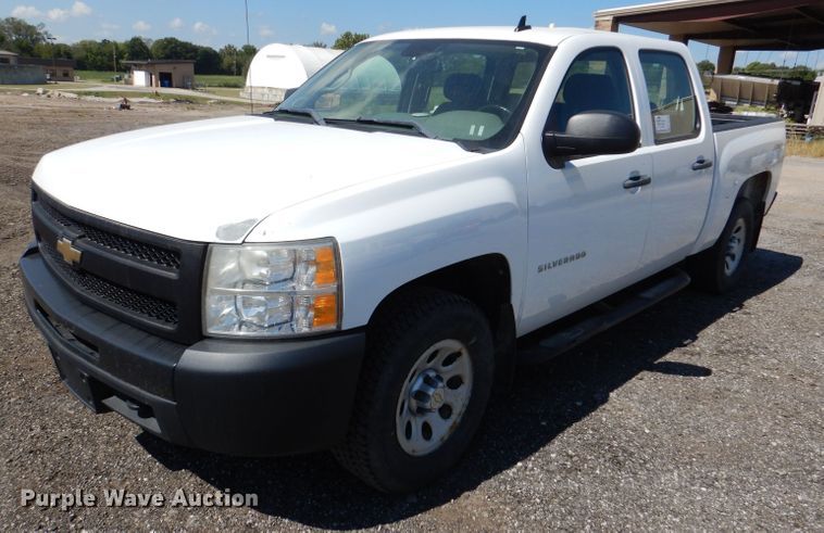image for item DL3126 2011 Chevrolet Silverado 1500  Crew Cab pickup truck