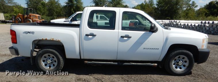 image for item DL3126 2011 Chevrolet Silverado 1500  Crew Cab pickup truck