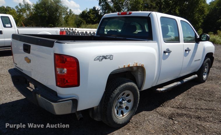 image for item DL3126 2011 Chevrolet Silverado 1500  Crew Cab pickup truck