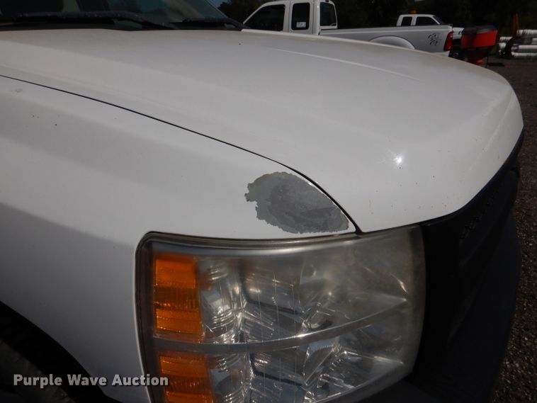 image for item DL3126 2011 Chevrolet Silverado 1500  Crew Cab pickup truck