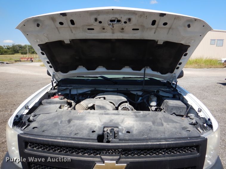 image for item DL3126 2011 Chevrolet Silverado 1500  Crew Cab pickup truck