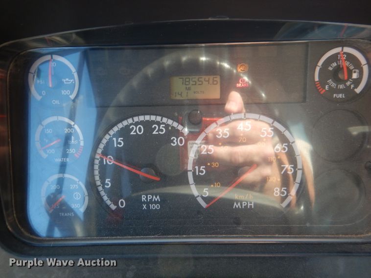 image for item DL3143 2011 Thomas Built  school bus