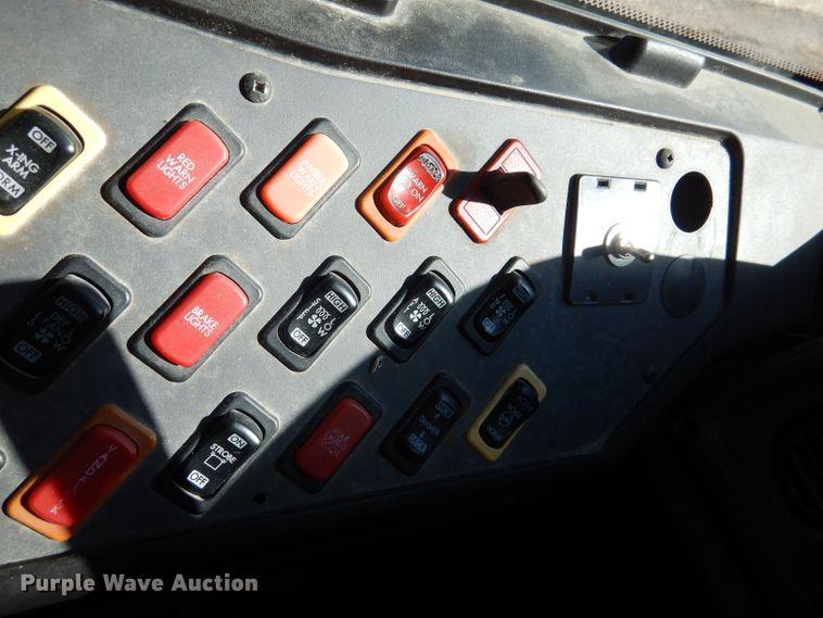 image for item DL3143 2011 Thomas Built  school bus