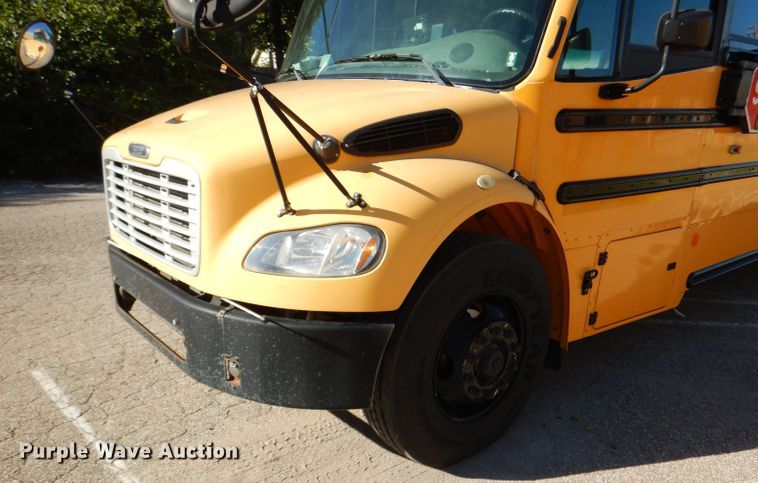 image for item DL3144 2011 Thomas Built Saf-T-Liner  school bus