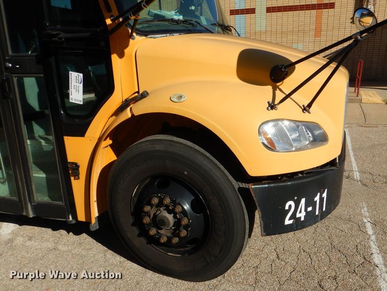 image for item DL3144 2011 Thomas Built Saf-T-Liner  school bus