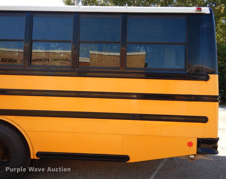 image for item DL3144 2011 Thomas Built Saf-T-Liner  school bus