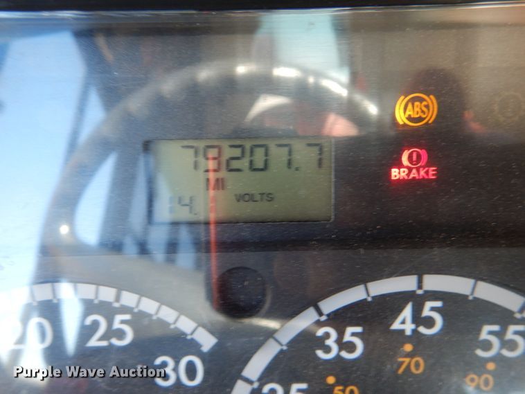 image for item DL3144 2011 Thomas Built Saf-T-Liner  school bus