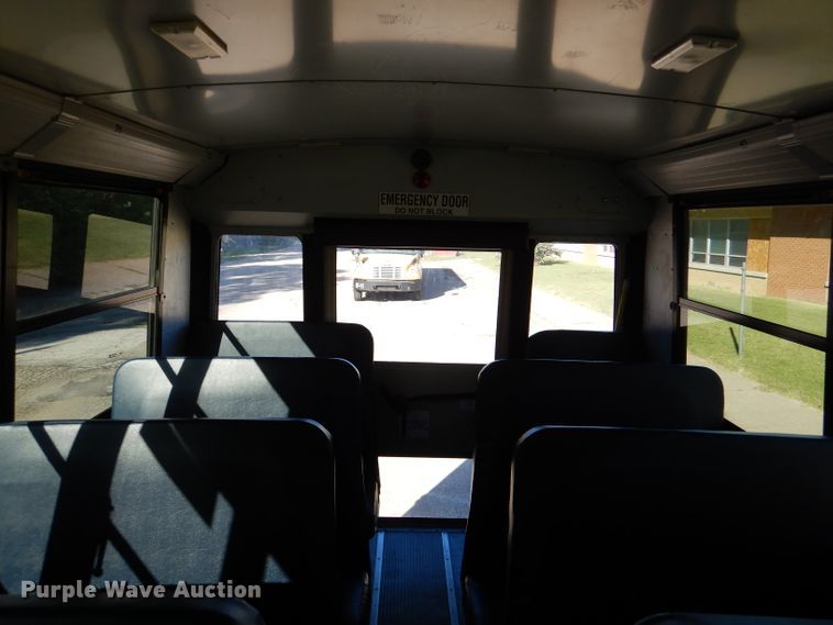 image for item DL3144 2011 Thomas Built Saf-T-Liner  school bus