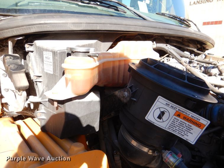 image for item DL3144 2011 Thomas Built Saf-T-Liner  school bus