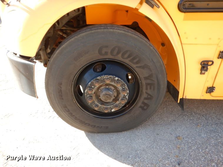 image for item DL3144 2011 Thomas Built Saf-T-Liner  school bus