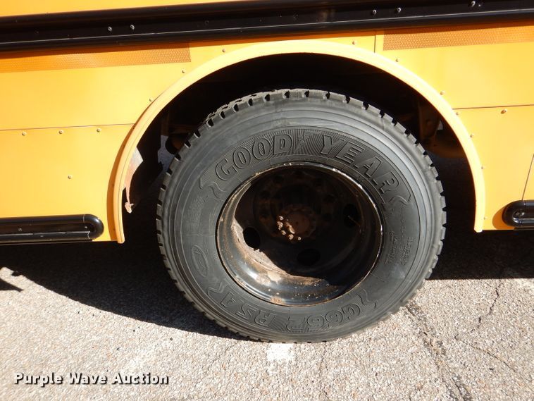 image for item DL3144 2011 Thomas Built Saf-T-Liner  school bus