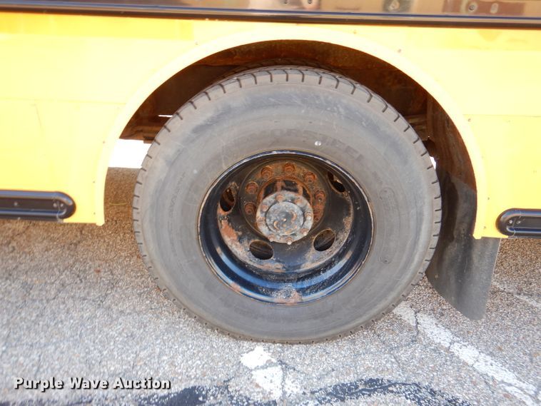 image for item DL3146 2007 Thomas Built  school bus