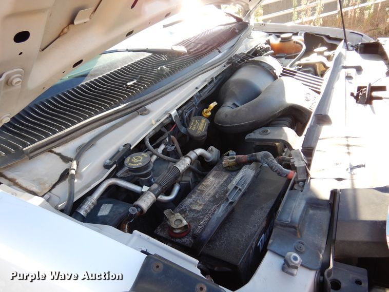 image for item DM5111 2014 Ford Econoline E450  shuttle bus