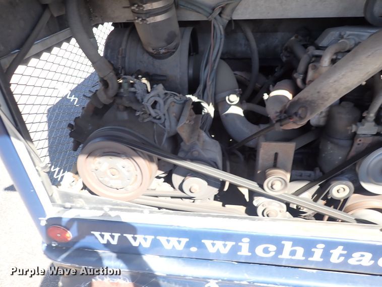 image for item DN2117 2007 Thomas  coach bus