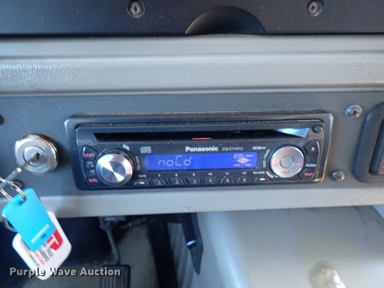 image for item DN2117 2007 Thomas  coach bus