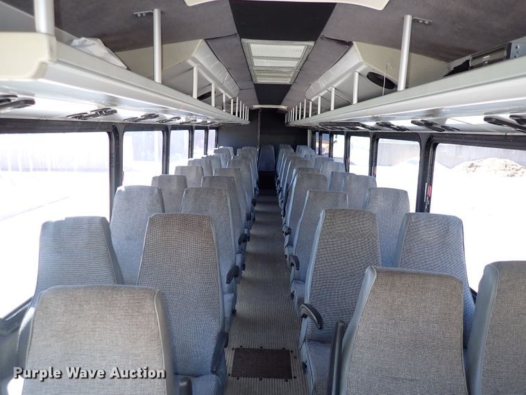 image for item DN2117 2007 Thomas  coach bus