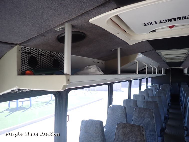 image for item DN2117 2007 Thomas  coach bus