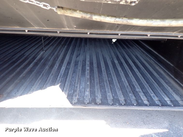 image for item DN2117 2007 Thomas  coach bus