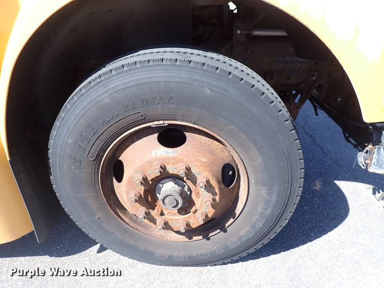 image for item DN2118 2005 Blue Bird Vision  school bus