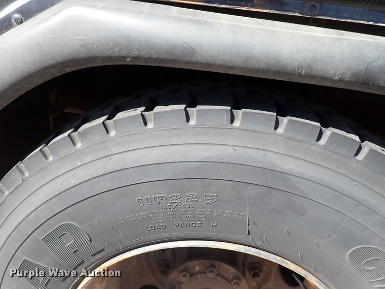 image for item DN2118 2005 Blue Bird Vision  school bus