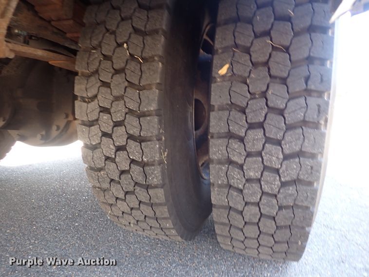 image for item DN2118 2005 Blue Bird Vision  school bus