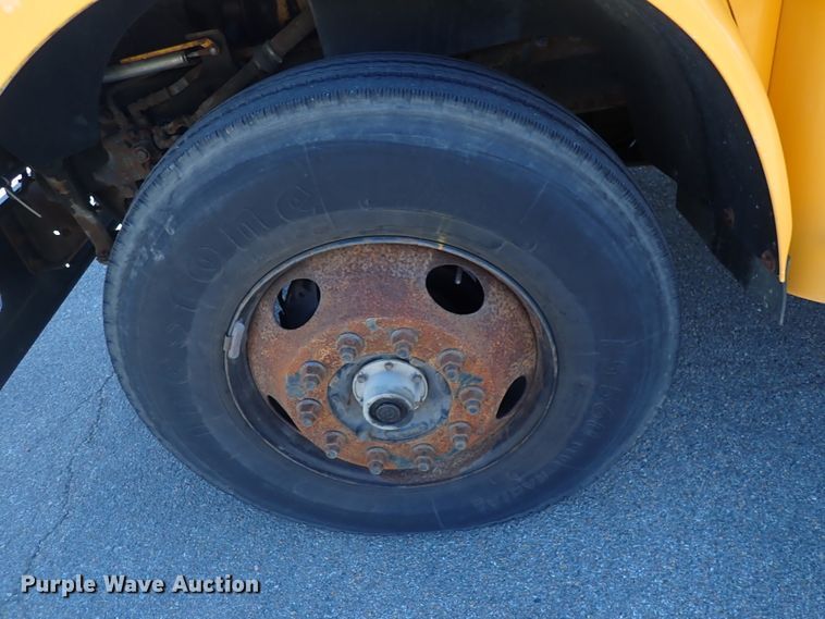 image for item DN2118 2005 Blue Bird Vision  school bus