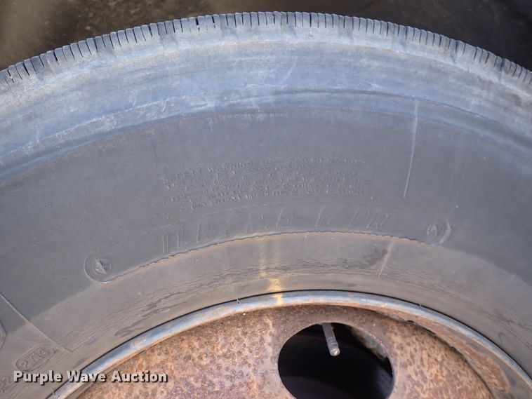 image for item DN2118 2005 Blue Bird Vision  school bus