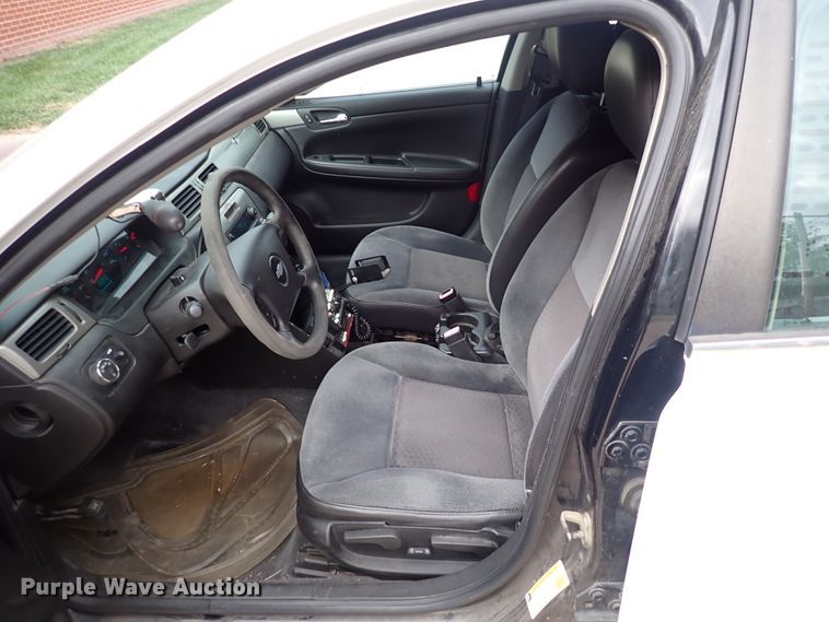 image for item DN2125 2010 Chevrolet Impala Police Cruiser