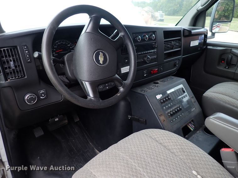 image for item DN2128 2009 Chevrolet 3500  ambulance