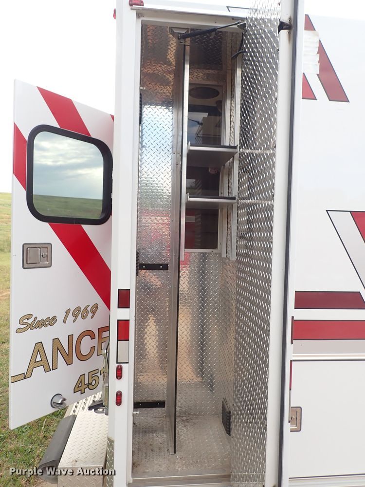 image for item DN2128 2009 Chevrolet 3500  ambulance