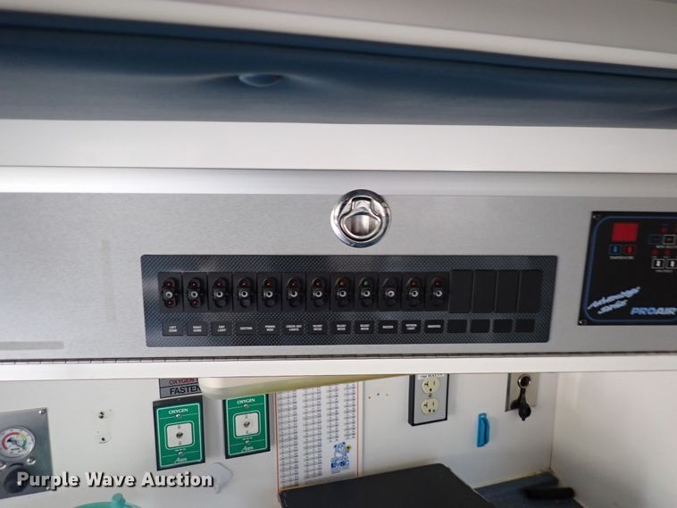 image for item DN2128 2009 Chevrolet 3500  ambulance