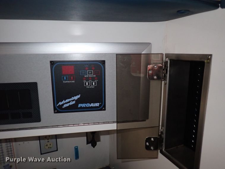 image for item DN2128 2009 Chevrolet 3500  ambulance