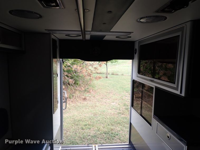 image for item DN2128 2009 Chevrolet 3500  ambulance