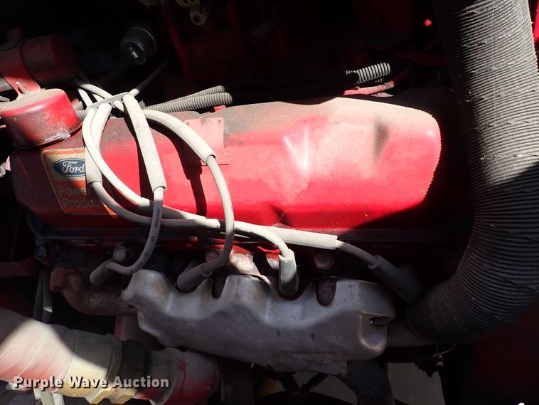 image for item DN2129 1990 Ford F800  pumper fire truck