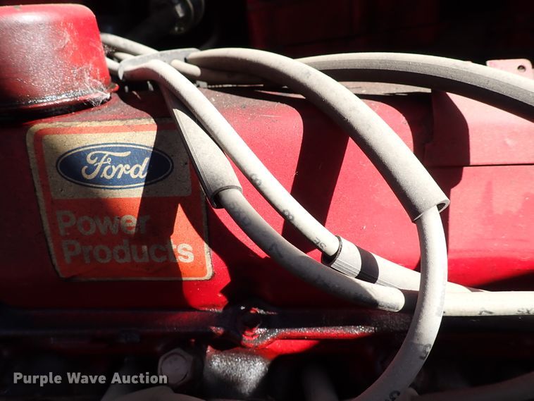 image for item DN2129 1990 Ford F800  pumper fire truck