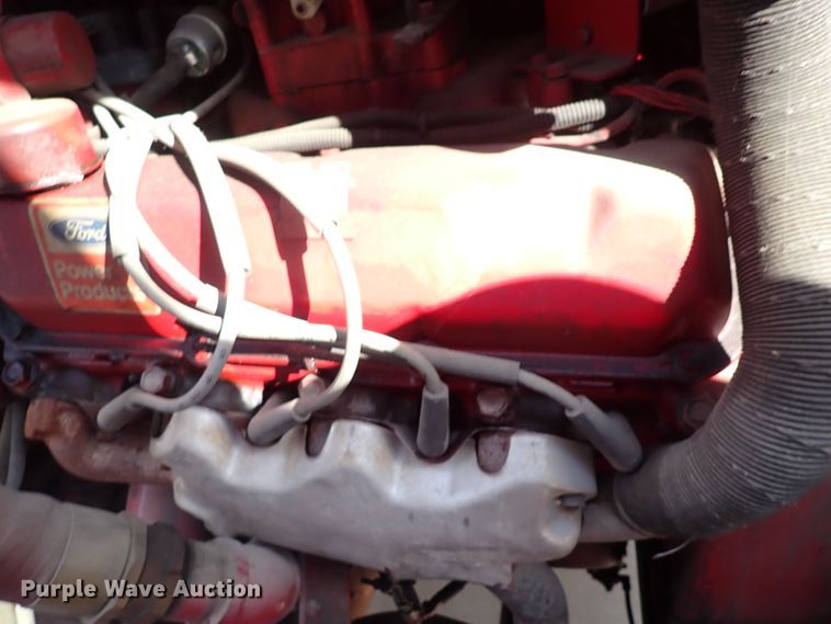 image for item DN2129 1990 Ford F800  pumper fire truck