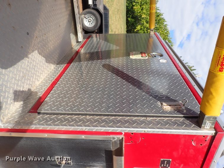image for item DN2129 1990 Ford F800  pumper fire truck