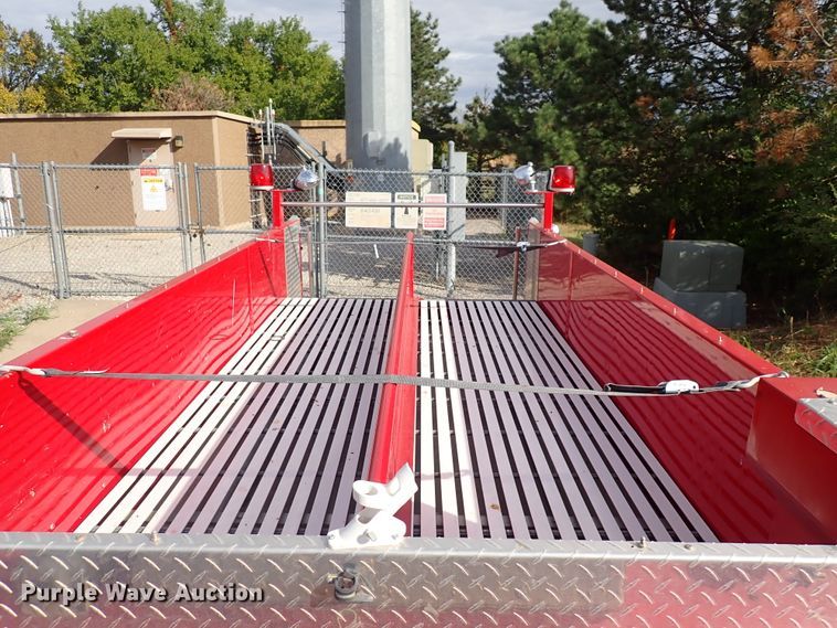 image for item DN2129 1990 Ford F800  pumper fire truck