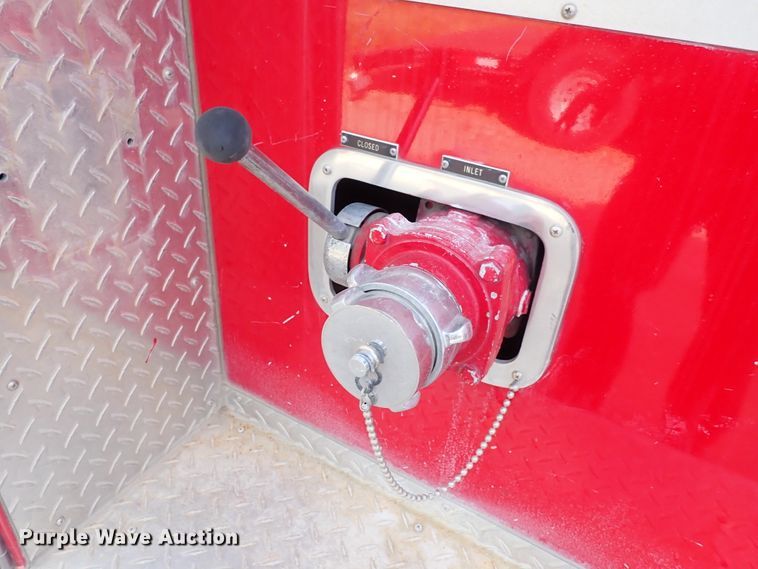 image for item DN2129 1990 Ford F800  pumper fire truck