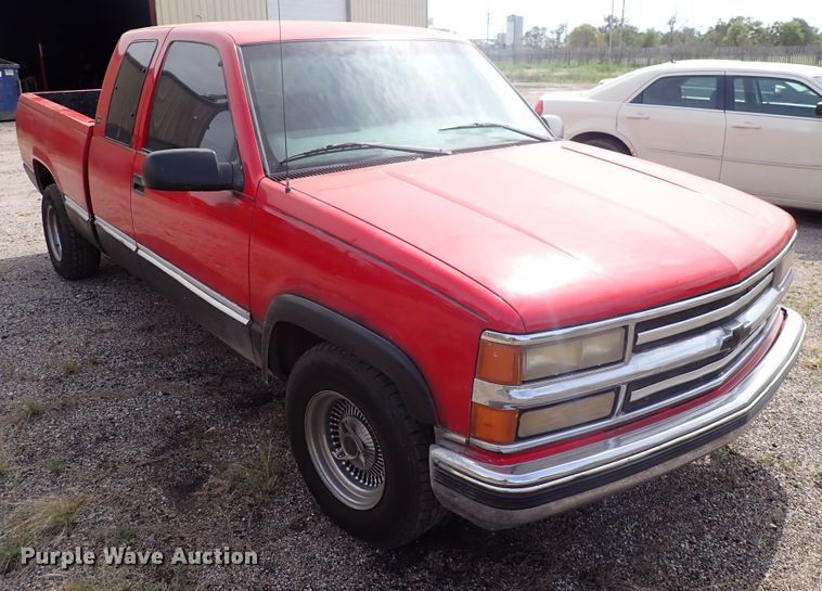 image for item DN2146 1998 Chevrolet C1500  Ext. Cab pickup truck