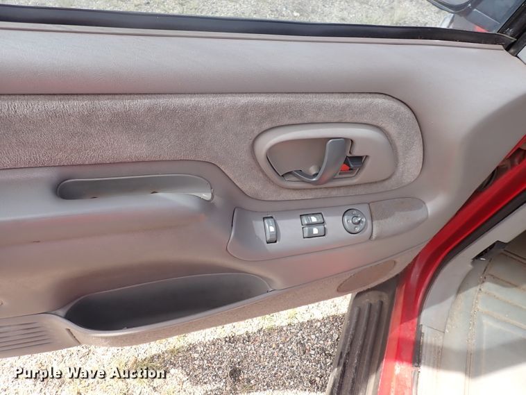 image for item DN2146 1998 Chevrolet C1500  Ext. Cab pickup truck