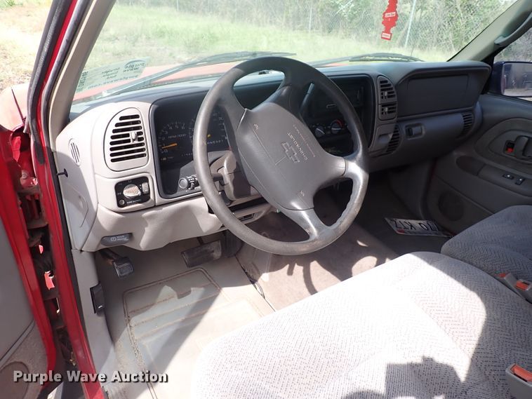 image for item DN2146 1998 Chevrolet C1500  Ext. Cab pickup truck