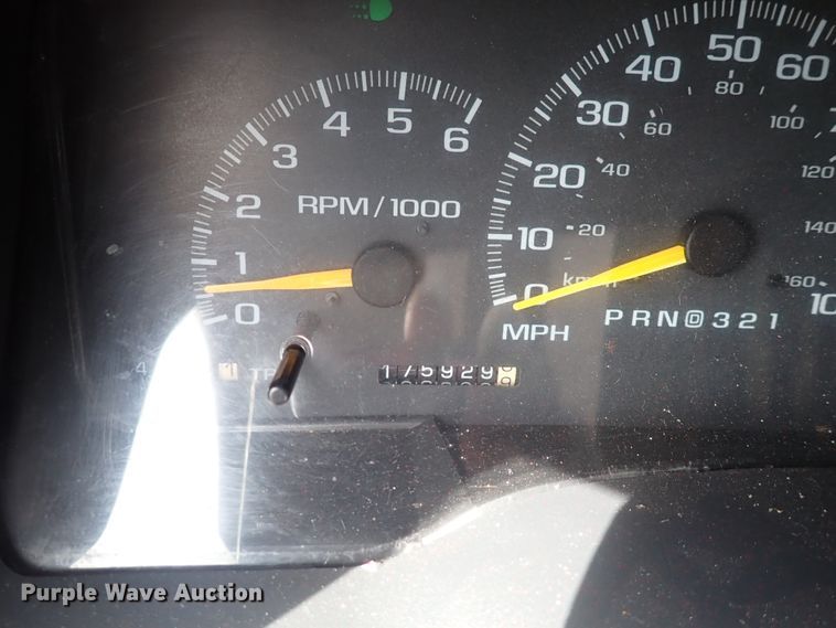 image for item DN2146 1998 Chevrolet C1500  Ext. Cab pickup truck