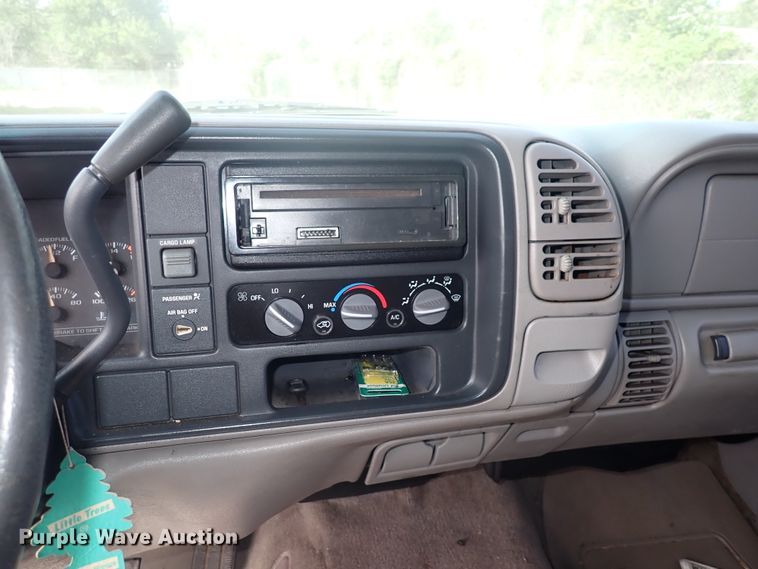 image for item DN2146 1998 Chevrolet C1500  Ext. Cab pickup truck